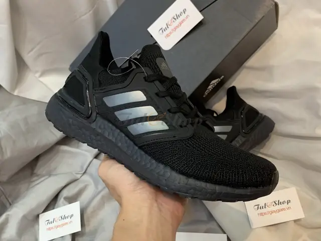 Đánh Giá Giày Thể Thao Adidas Ultra Boost SF Xanh: Có Gì Đặc Biệt? Đánh Giá Giày Thể Thao Adidas Ultra Boost SF Xanh: Có Gì Đặc Biệt?