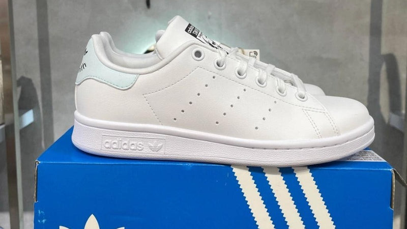 Thương hiệu giày thể thao nổi tiếng Adidas