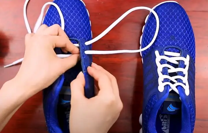Cách vệ sinh giày thể thao tại nhà