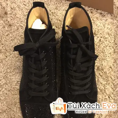 Giải Mã Sức Hút Giày Thể Thao Cao Cổ Louboutin Siêu Chảnh