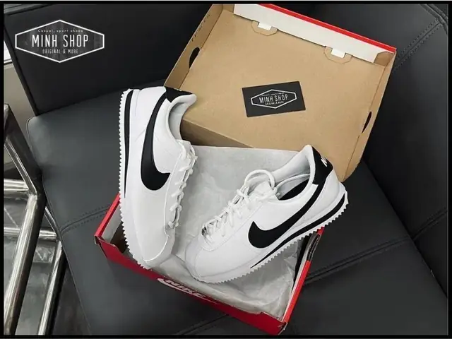 4. Giày Nike Cortez Leather OG 'White Black'