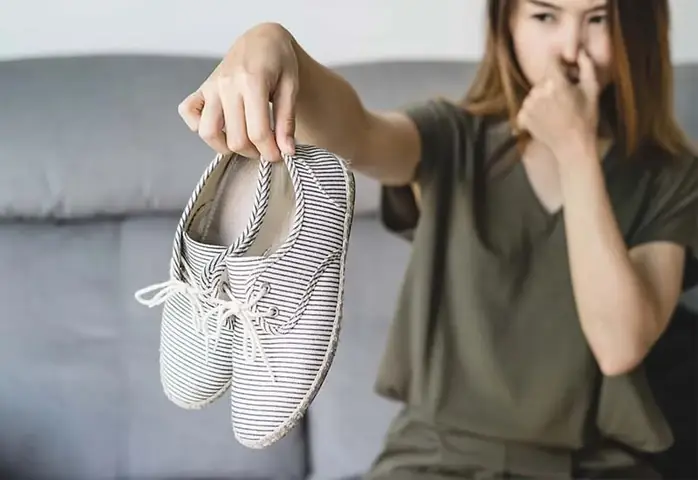 Giày Thể Thao Mang Đặc Tính Sinh Học Con Người: Giải Mã Công Nghệ và Lợi Ích
