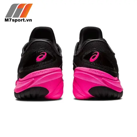 Giày Thể Thao Nike Đen Đỏ Nam Nữ: Nên Chọn Đôi Nào?