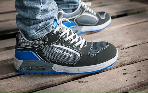 Đánh Giá Chi Tiết Giày Thể Thao Siêu Bền Safety Shoes AQX