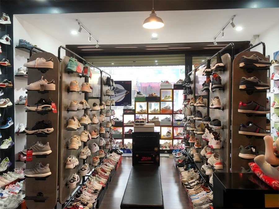 Những Shop Giày Uy Tín ở Hà Nội: Lựa Chọn Hàng Đầu Cho Tín Đồ Sneaker