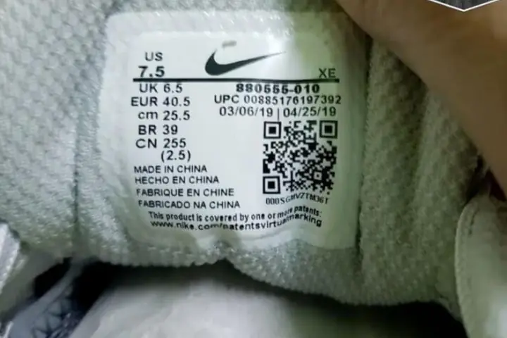 2. Hướng dẫn cách check mã QR giày Nike chính hãng 2. Hướng dẫn cách check mã QR giày Nike chính hãng