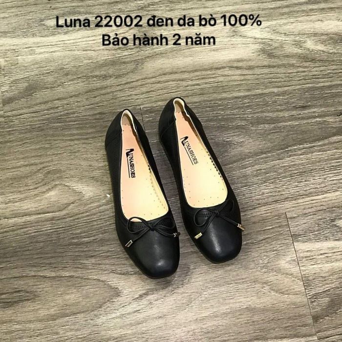 10 Địa chỉ mua giày VNXK ở Hà Nội uy tín và chất lượng