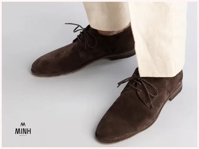 Top 7 Mẫu Giày Da Lộn Đẹp Hiệu Camel Sneaker Nổi Bật Top 7 Mẫu Giày Da Lộn Đẹp Hiệu Camel Sneaker Nổi Bật
