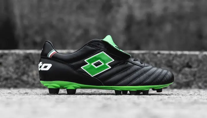 20. Diadora Brasil ‘Made In Italy’ trắng tinh khôi
