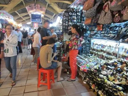 Các chợ đầu mối buôn giày thể thao trẻ em Các chợ đầu mối buôn giày thể thao trẻ em