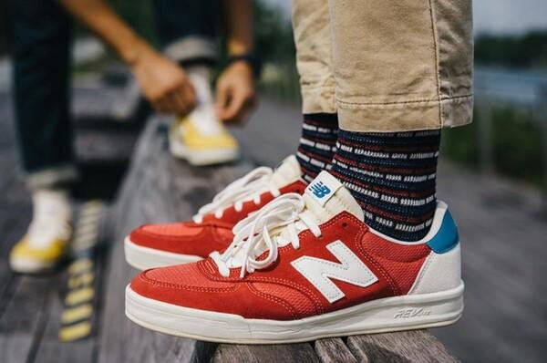 Nhận biết logo khi mua giày New Balance chính hãng