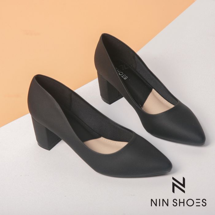10 Địa chỉ mua giày VNXK ở Hà Nội uy tín và chất lượng