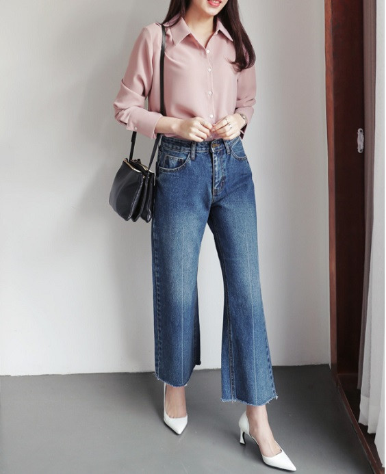 Phối đồ quần jean ống rộng với Giày cao gót: Chọn đúng kích cỡ quần jean