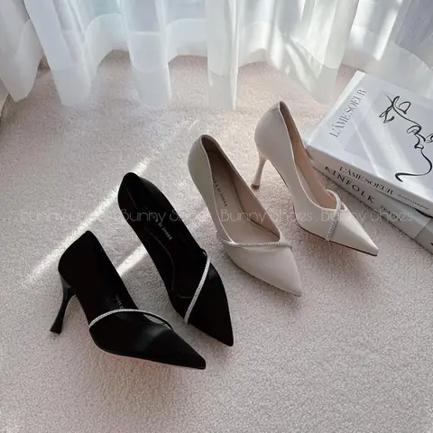 Đánh Giá Shop Giày Cao Gót 26 Ngõ 165 Thái Hà và Lý Do Nên Ghé Thăm Đánh Giá Shop Giày Cao Gót 26 Ngõ 165 Thái Hà và Lý Do Nên Ghé Thăm