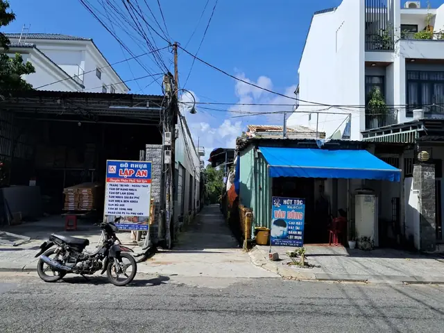 Danh sách shop giày nổi bật trên đường Lý Thường Kiệt Hội An Danh sách shop giày nổi bật trên đường Lý Thường Kiệt Hội An