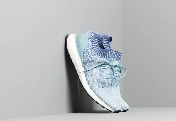 CHÀO ĐÓN NGUỒN NĂNG LƯỢNG HOÀN TRẢ PHI THƯỜNG CỦA ULTRABOOST 22