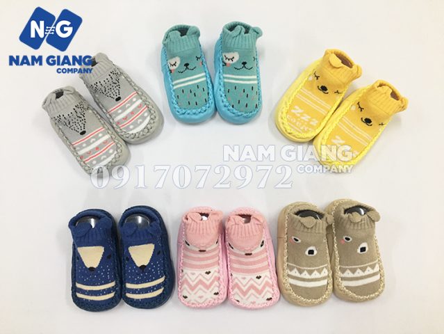 Nên Mua Giày Tập Đi Nào Cho Bé: Hướng Dẫn Toàn Diện Nên Mua Giày Tập Đi Nào Cho Bé: Hướng Dẫn Toàn Diện