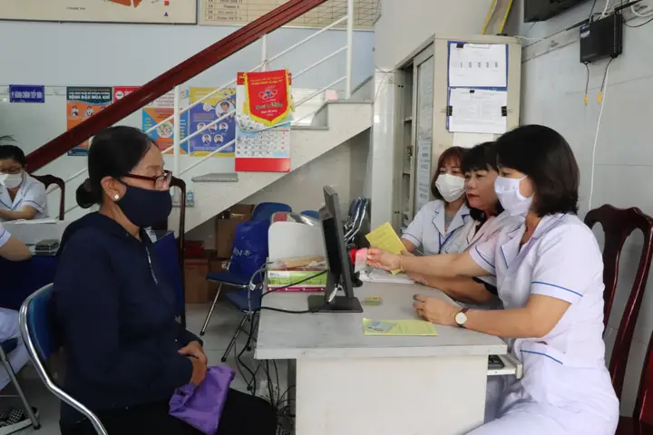 Tìm Tổ May Giày Phường Phương Sài Nha Trang Uy Tín Ở Đâu?