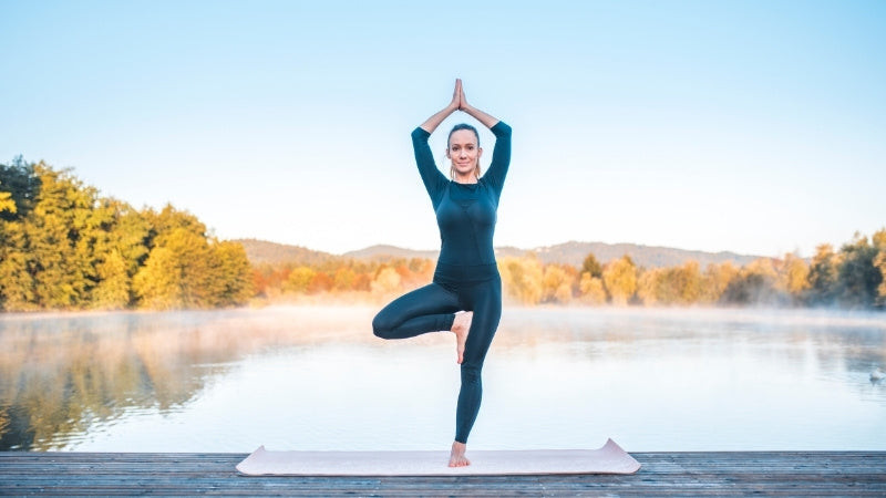 Yoga tư thế cái cây