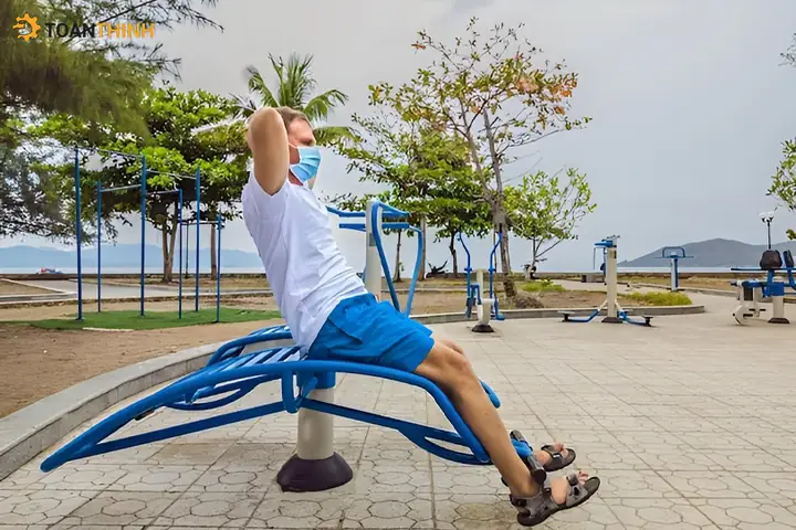 Bảng Câu Hỏi Khảo Sát Thị Trường Giày Thể Thao: Hướng Dẫn Chi Tiết