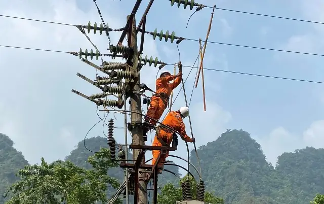 Bài dự thi Búa Liềm Vàng 2023: Khám phá tầng sâu triết lý trong sự tích Bánh Chưng, Bánh Giầy để vận dụng vào công tác xây dựng, chỉnh đốn Đảng trong giai đoạn hiện nay Bài dự thi Búa Liềm Vàng 2023: Khám phá tầng sâu triết lý trong sự tích Bánh Chưng, Bánh Giầy để vận dụng vào công tác xây dựng, chỉnh đốn Đảng trong giai đoạn hiện nay