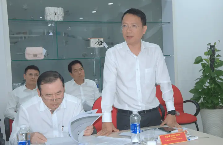 Bộ Trưởng Nguyễn Hồng Diên Làm Việc Với Hiệp Hội Da Giày - Túi Xách Việt Nam Bộ Trưởng Nguyễn Hồng Diên Làm Việc Với Hiệp Hội Da Giày - Túi Xách Việt Nam