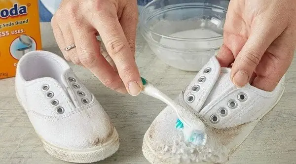 Tẩy Vết Ố Vàng Bằng Giấm Trắng Và Baking Soda