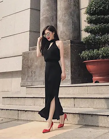 Trang phục đen cơ bản