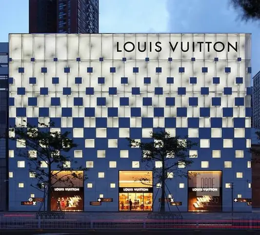 1.Giới thiệu về giày Louis Vuitton