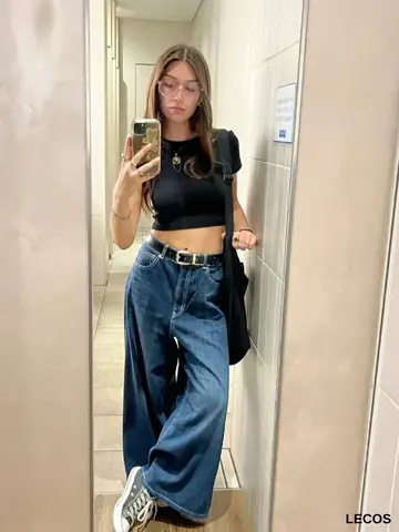 3. Phối giày Converse cổ cao nữ và baggy jeans 3. Phối giày Converse cổ cao nữ và baggy jeans