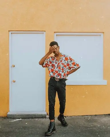 2. Phối giày Dr Martens và Sơ mi