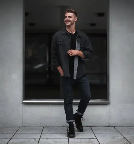 2. Phối giày Dr Martens và Sơ mi