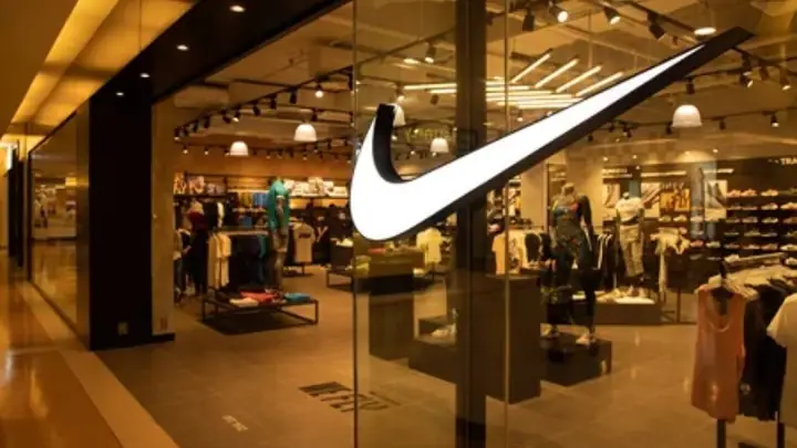1Đôi nét về thương hiệu giày Nike 1Đôi nét về thương hiệu giày Nike