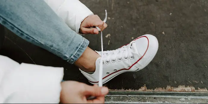 Bạn Đã Biết Rõ Tầm Quan Trọng Của Việc Buộc Dây Giày Chưa? Bạn Đã Biết Rõ Tầm Quan Trọng Của Việc Buộc Dây Giày Chưa?