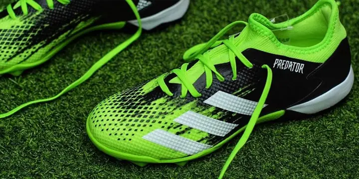 Cách buộc dây giày đá bóng cơ bản Cách buộc dây giày đá bóng cơ bản