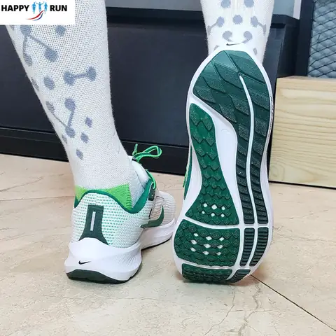 Giày chạy bộ Nike tốt nhất cho luyện tập hàng ngày: Nike Air Zoom Pegasus 40 Giày chạy bộ Nike tốt nhất cho luyện tập hàng ngày: Nike Air Zoom Pegasus 40