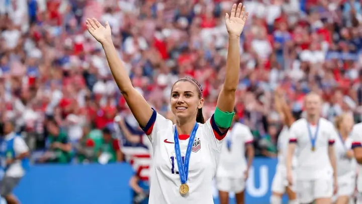 Huyền Thoại Bóng Đá Mỹ Alex Morgan Giải Nghệ