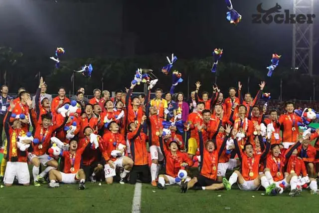 Chi tiết giày đá bóng trên chân các cầu thủ U22 Việt Nam tại Seagame 30