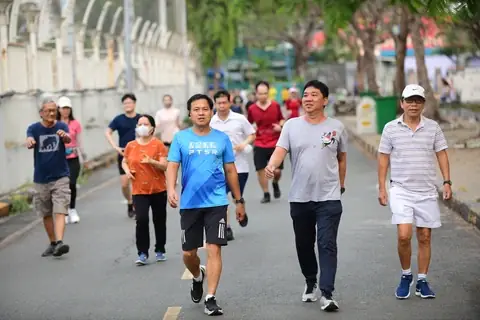 Cổ Chân To Nên Đi Giày Thể Thao Gì Để Tự Tin Và Thoải Mái?