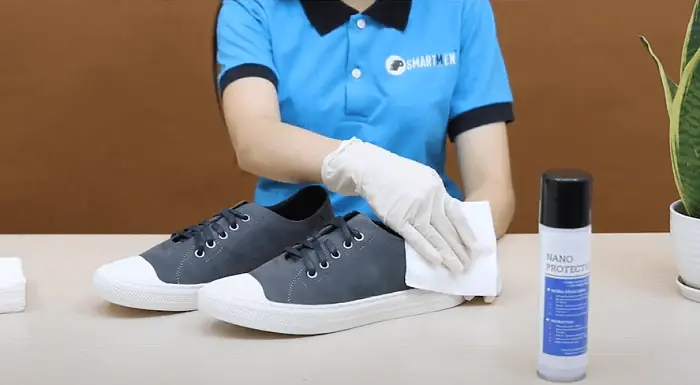 Có Nên Xịt Nano Cho Giày?