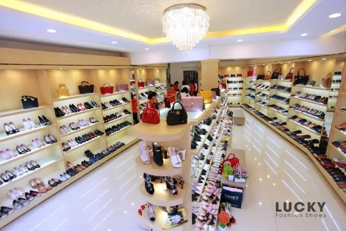 3. Lucky Fashion Shoes 3. Lucky Fashion Shoes