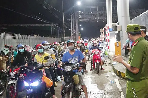 Dán Đế Giày Bóng Rổ Hải Phòng: Nơi Nào Đáng Tin Cậy?