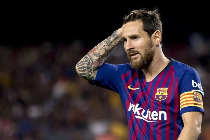Lionel Messi Goi Cau Thu Liverpool La 'con Lua' Hinh Anh