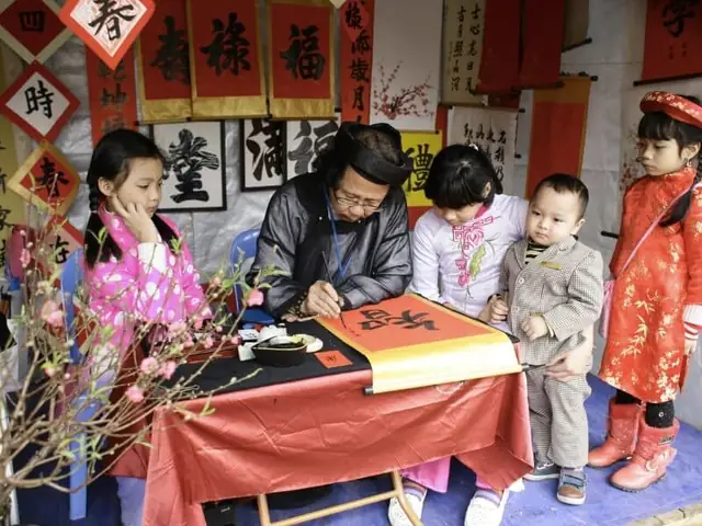 Mua giấy xin chữ