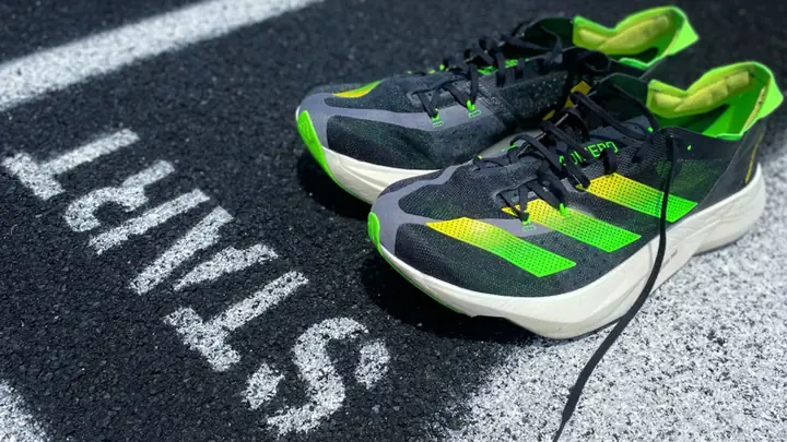Giày Chạy Bộ Adidas Adizero Adios Pro 3