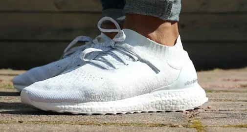 Giày Adidas Tubular Chính Hãng Giá Bao Nhiêu? Cập Nhật Mới Nhất