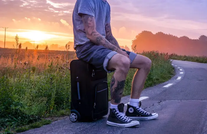 Đi Giày Converse Cao Cổ Mặc Với Quần Gì?
