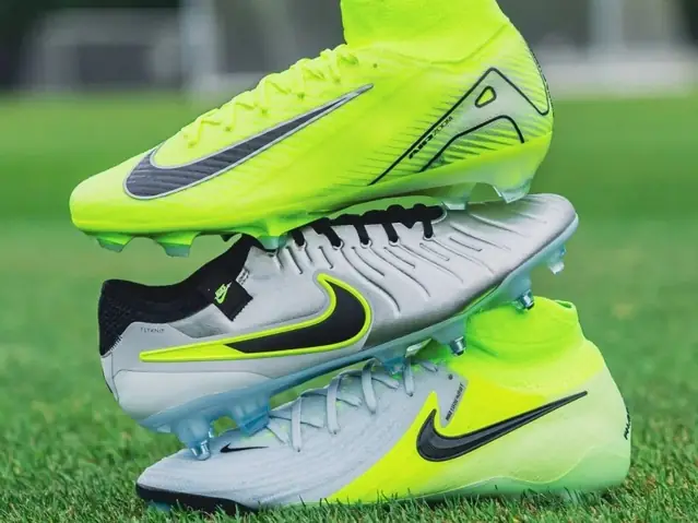 Giày đá bóng Nike Giày đá bóng Nike