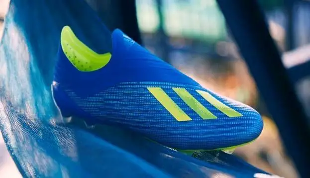 Adidas X18 – Phiên bản X này có gì đặc biệt