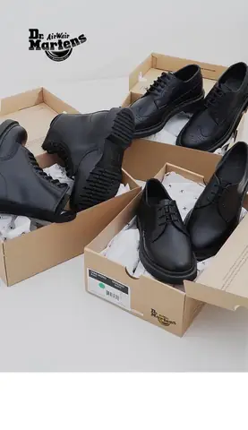 Cách Phân Biệt Giày Dr. Martens Thái Lan Fake và Giày Dr. Martens Gia Công Ở Nước Thứ 3